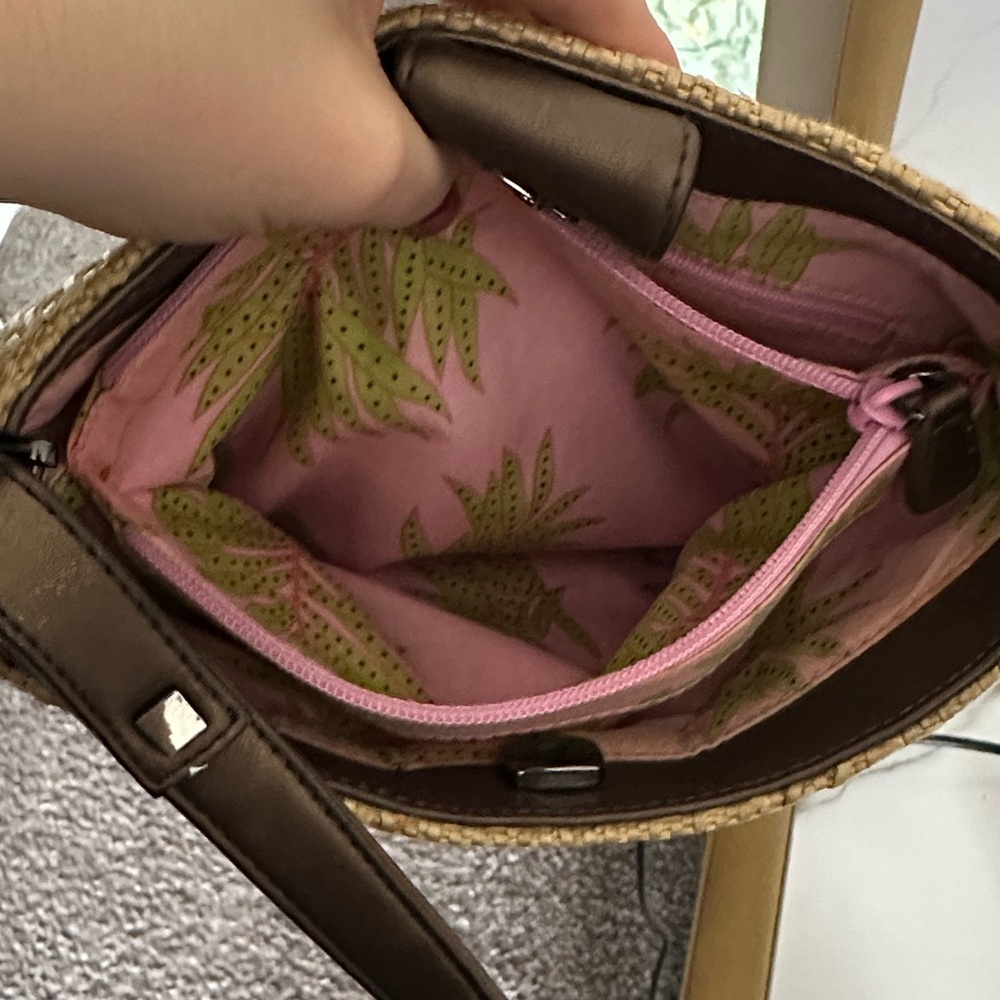 Liz Claiborne Woven Straw Shoulder Bag - Picture 11 of 15